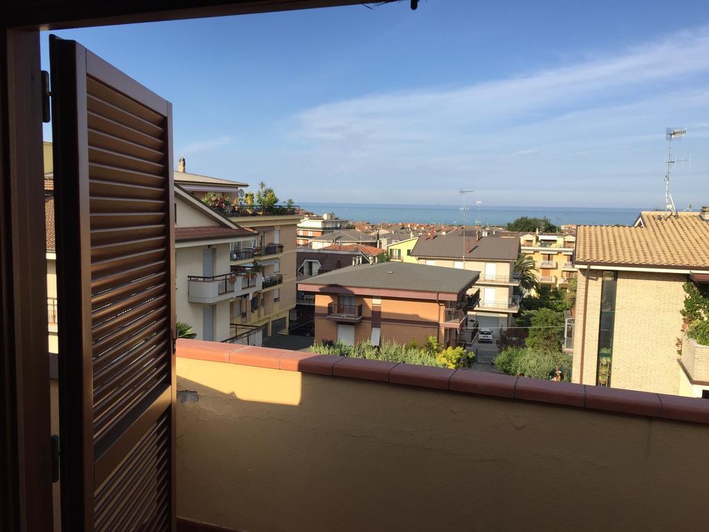 Apartament Mansarda Mare Altidona Zewnętrze zdjęcie