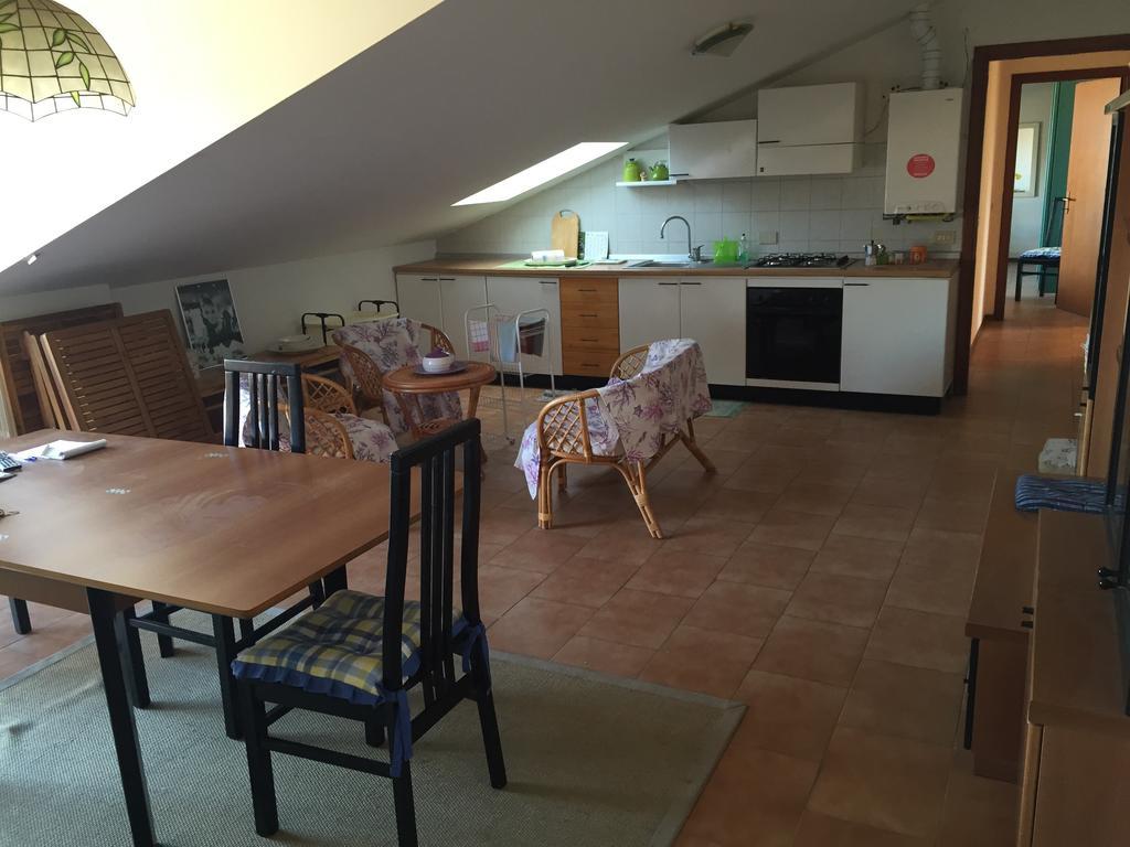 Apartament Mansarda Mare Altidona Pokój zdjęcie