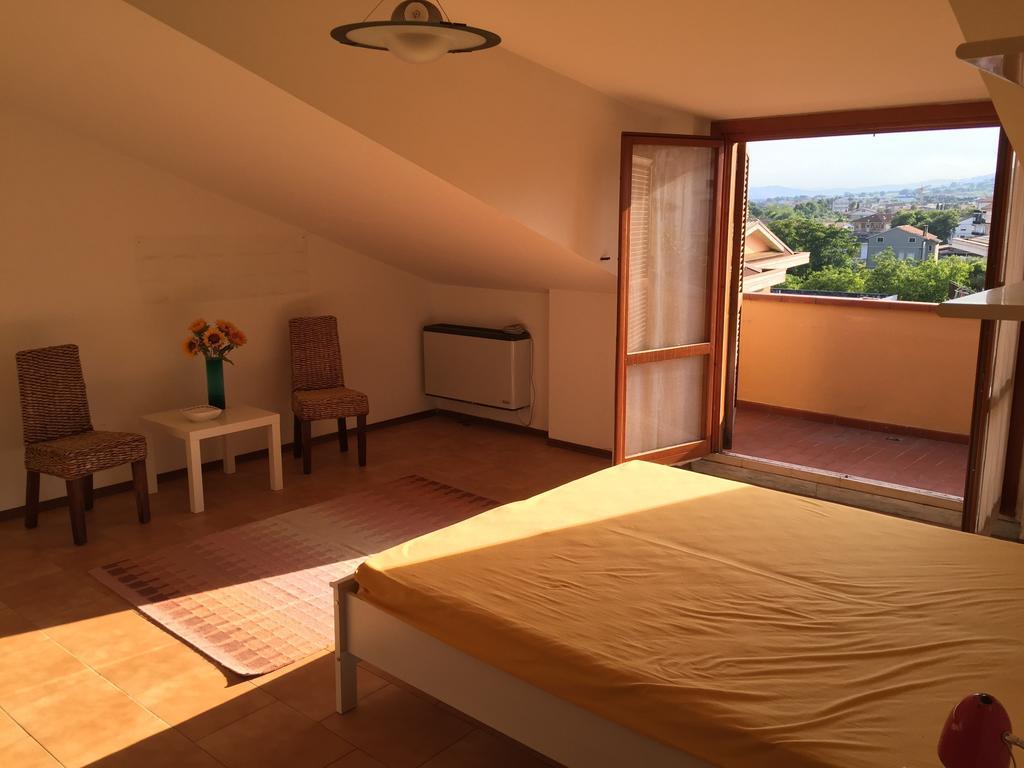 Apartament Mansarda Mare Altidona Pokój zdjęcie