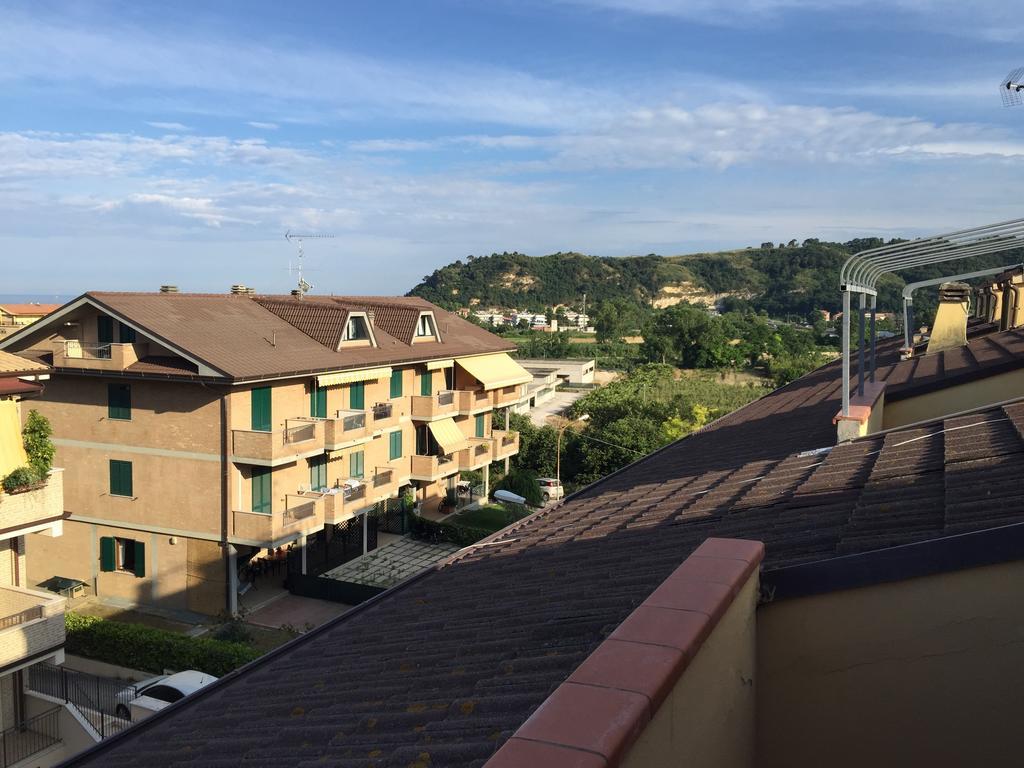 Apartament Mansarda Mare Altidona Pokój zdjęcie